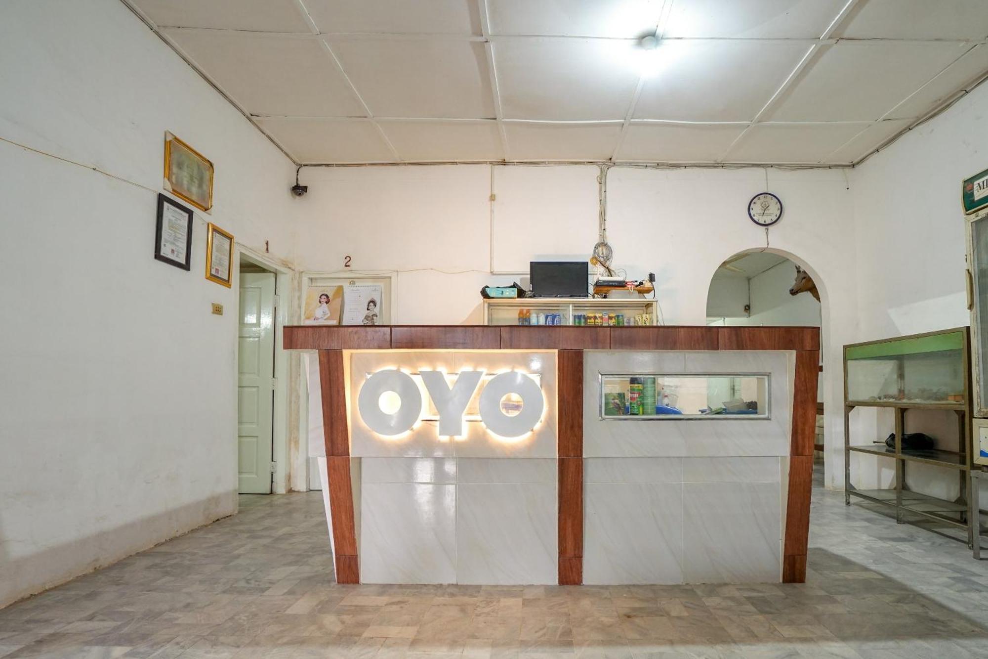 Super Oyo 1868 Penginapan Sekip Palembang Eksteriør bilde