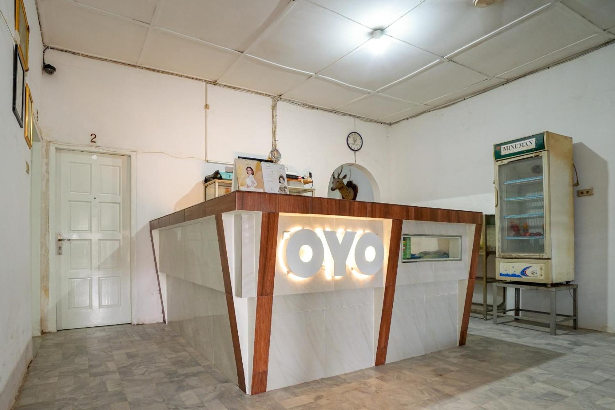 Super Oyo 1868 Penginapan Sekip Palembang Eksteriør bilde